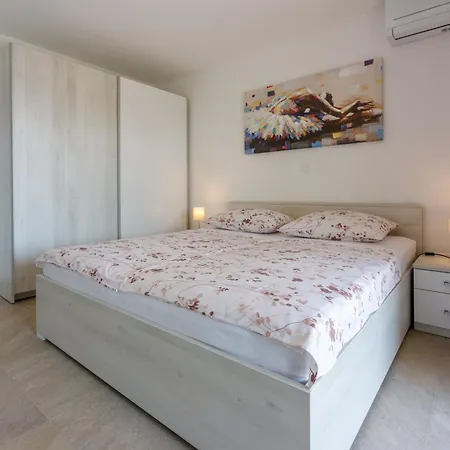 2Bd,Terrace, Ac, Next To Dineika Park, Brand New, By Cohost Apartment Druskininkai Room photo
