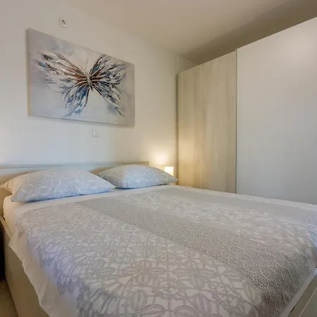 2Bd,Terrace, Ac, Next To Dineika Park, Brand New, By Cohost Apartment Druskininkai Room photo